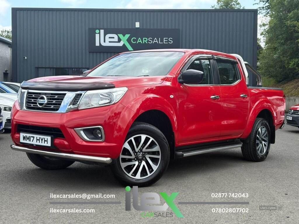 May 2017 Nissan Navara Double Cab Pick Up Acenta 2.3dCi 160 4WD