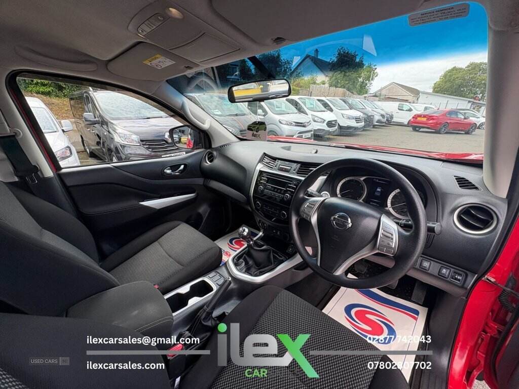 May 2017 Nissan Navara Double Cab Pick Up Acenta 2.3dCi 160 4WD