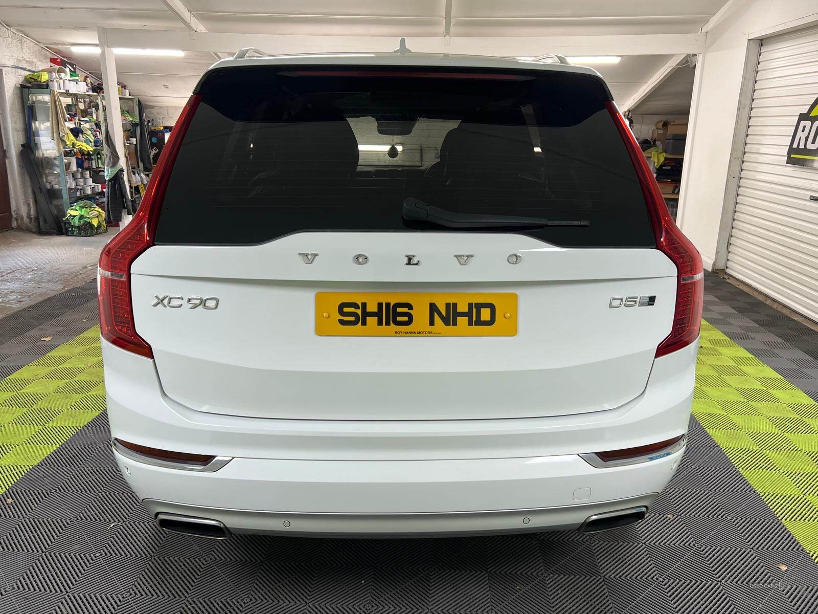 Apr 2016 Volvo XC90 2.0 D5 Inscription 5dr AWD Geartronic