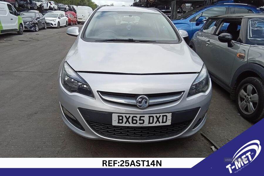 Jan 2016 Vauxhall Astra 1.6 CDTi 16V ecoFLEX Design 5dr