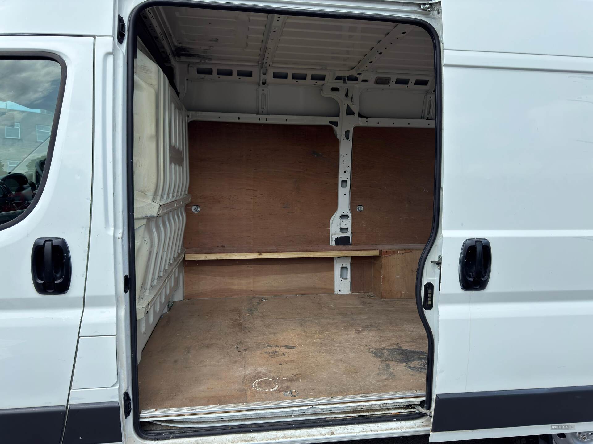 May 2014 Peugeot Boxer 2.2 HDi H2 Van 110ps