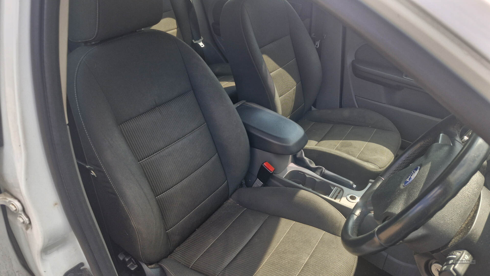 Jan 2011 Ford Focus 1.6 Sport 5dr