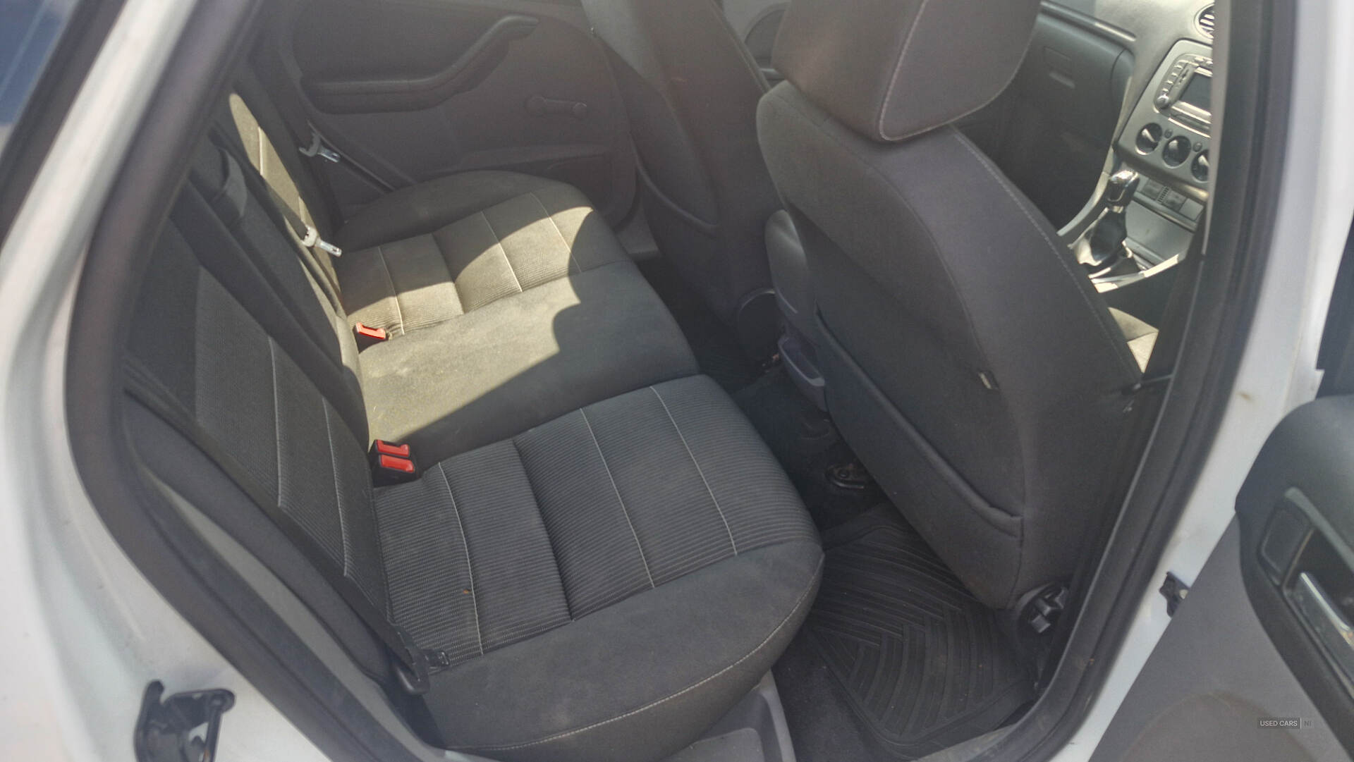 Jan 2011 Ford Focus 1.6 Sport 5dr
