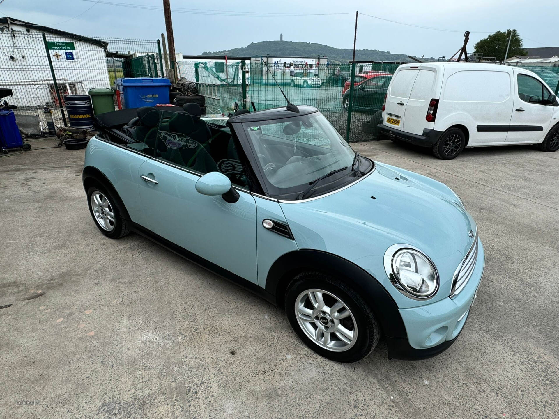 Sep 2013 MINI Convertible 1.6 Cooper 2dr Auto