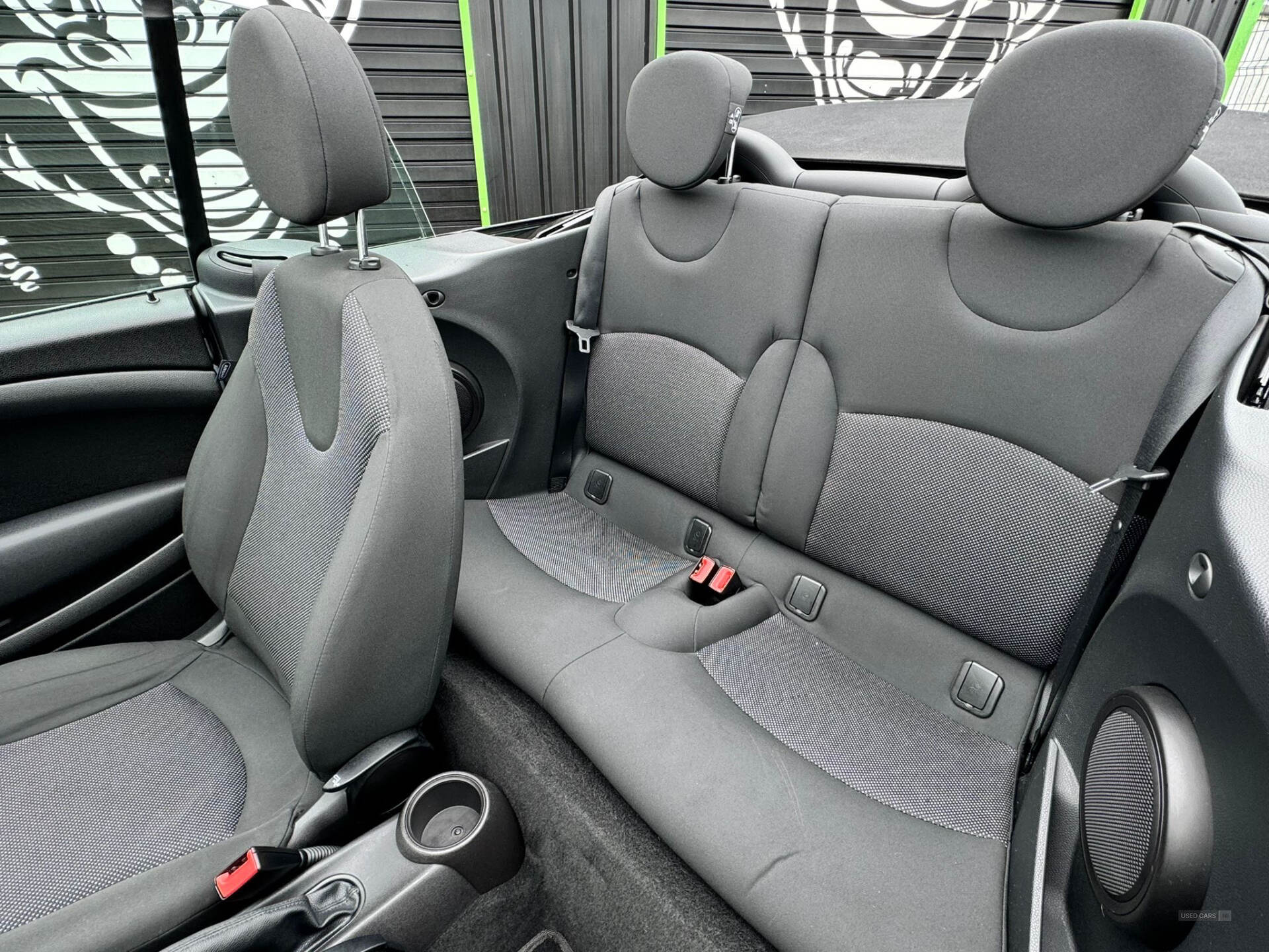 Sep 2013 MINI Convertible 1.6 Cooper 2dr Auto