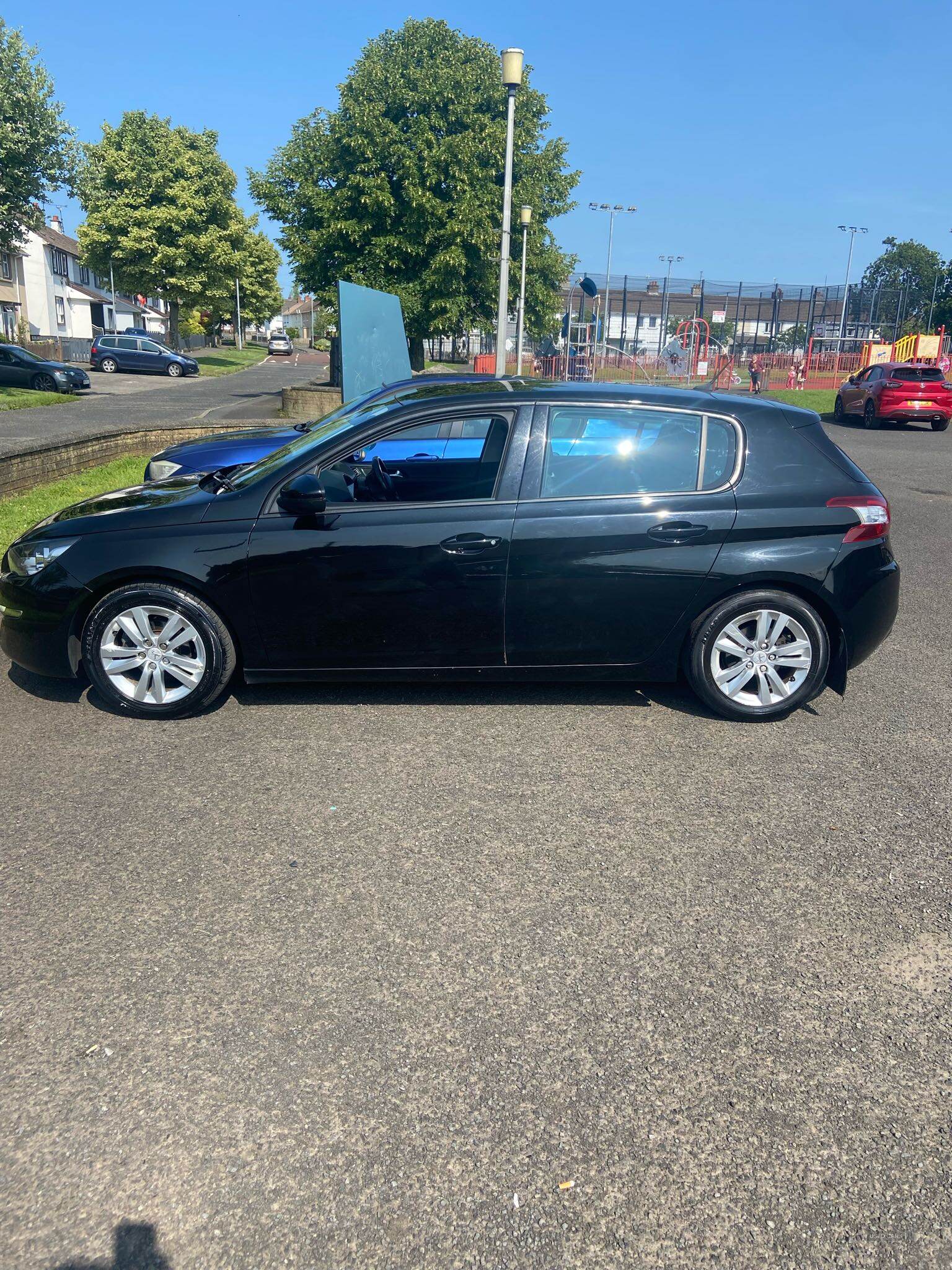 Mar 2014 Peugeot 308 1.6 HDi 92 Active 5dr