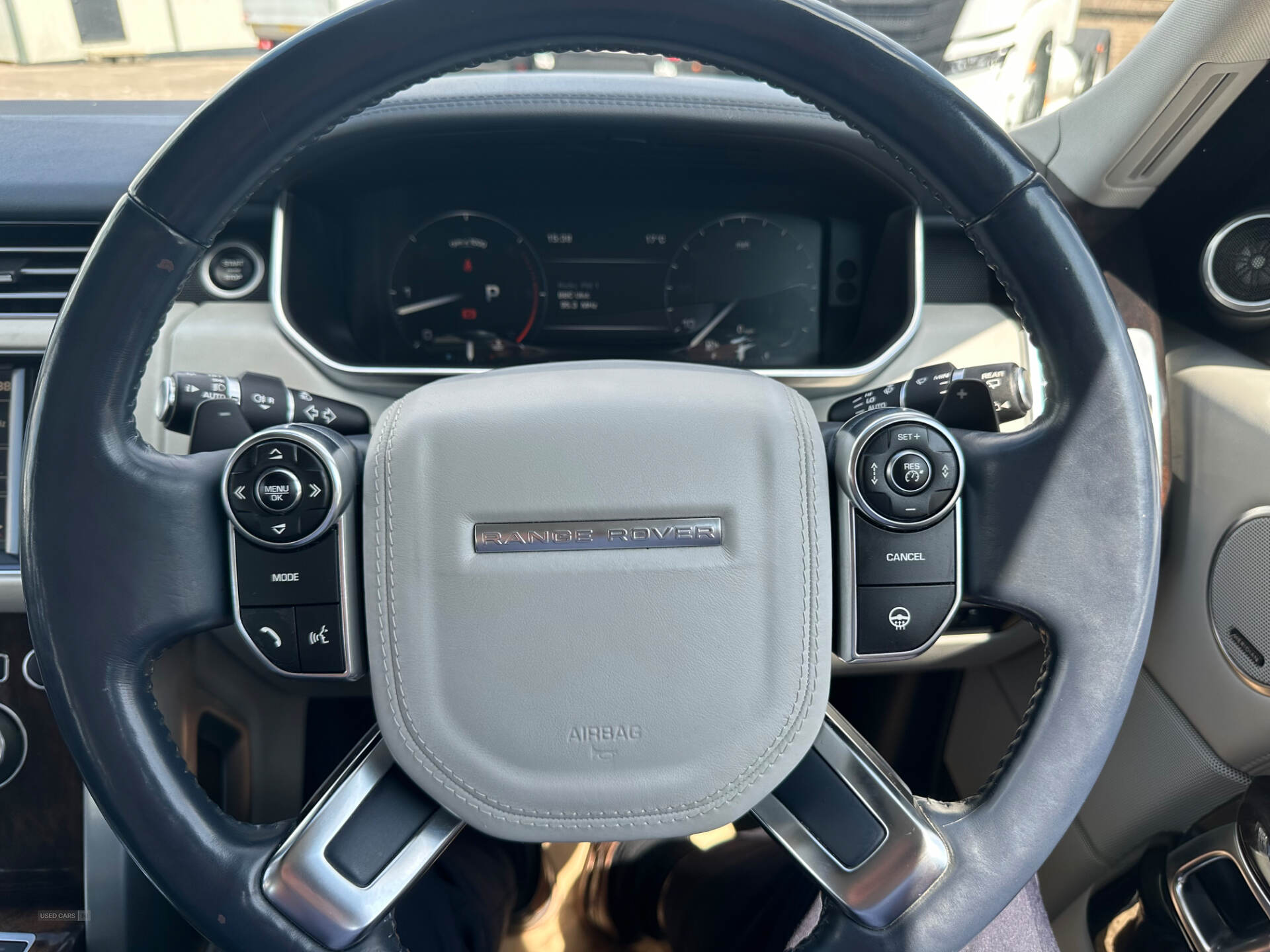 Feb 2015 Land Rover Range Rover 4.4 SDV8 Vogue SE 4dr Auto