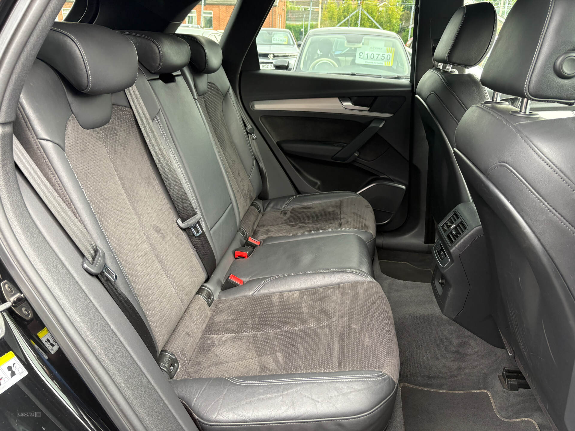Audi Q5 DIESEL ESTATE in Down
