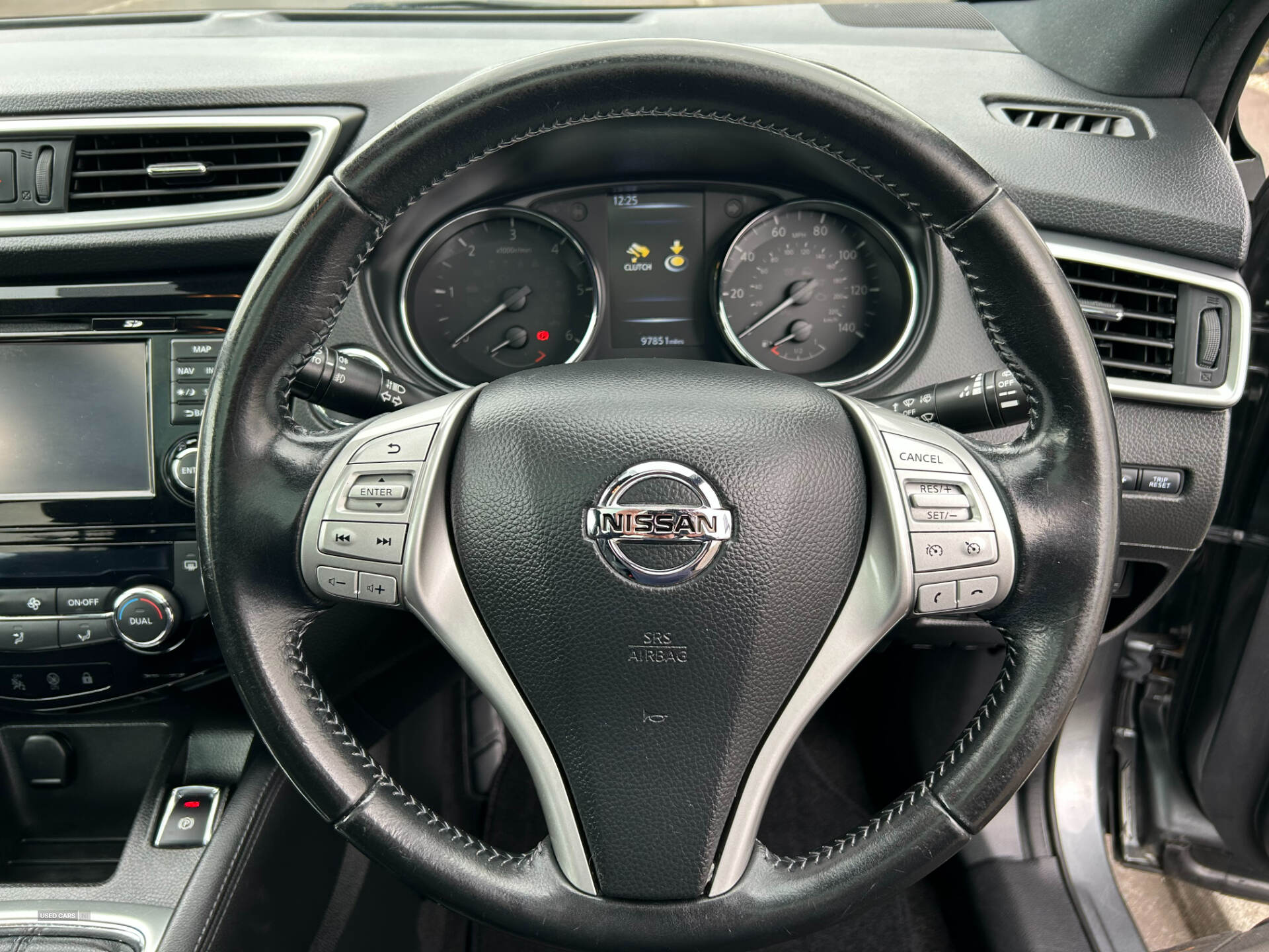 Jun 2017 Nissan Qashqai 1.5 dCi N-Vision 5dr