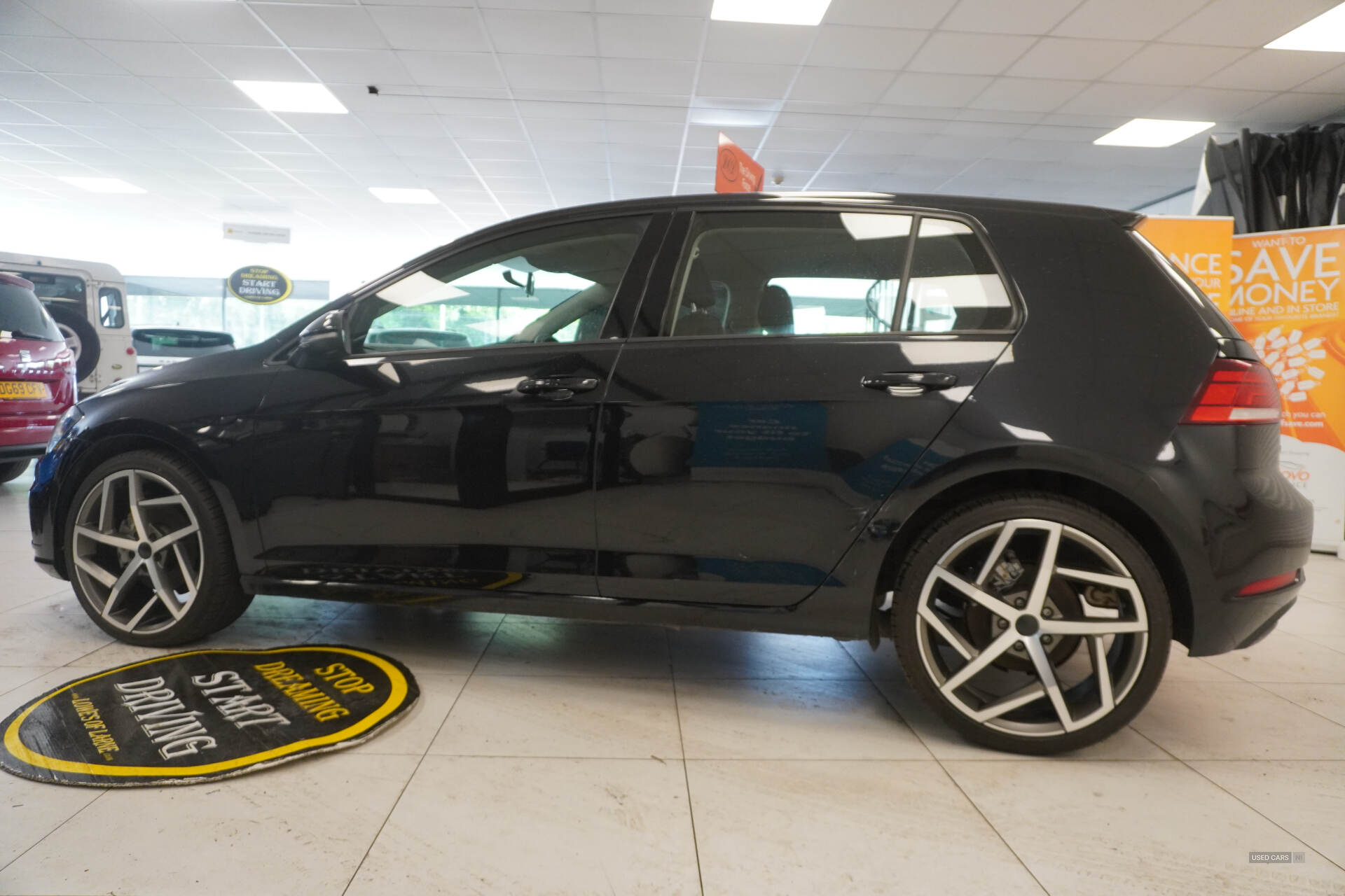 Jun 2017 Volkswagen Golf 1.6 TDI S 5dr