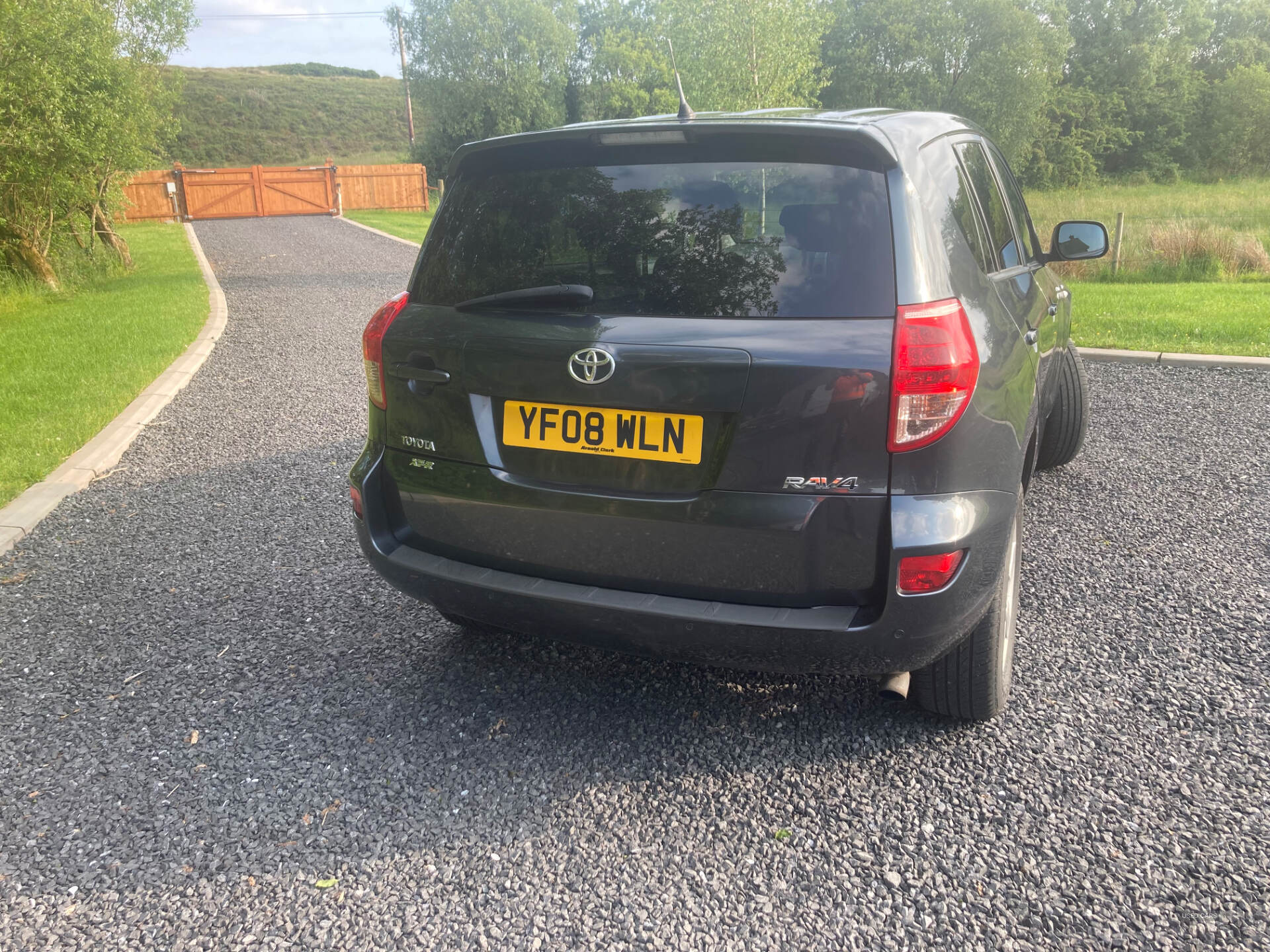 Jun 2008 Toyota RAV4 2.2 D-4D XT-R 5dr