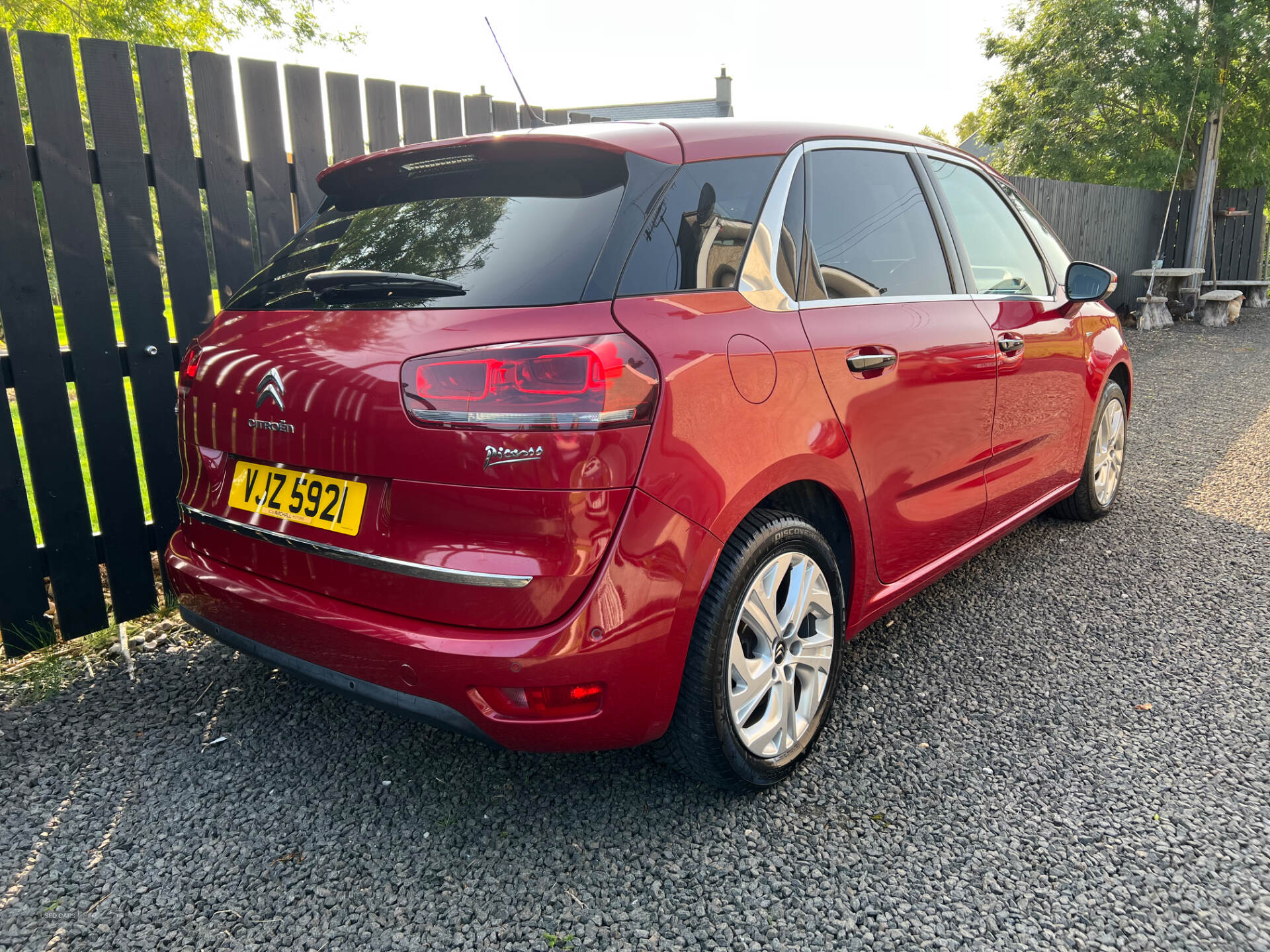Jan 2014 Citroen C4 Picasso 1.6 e-HDi 115 Airdream Exclusive+ 5dr