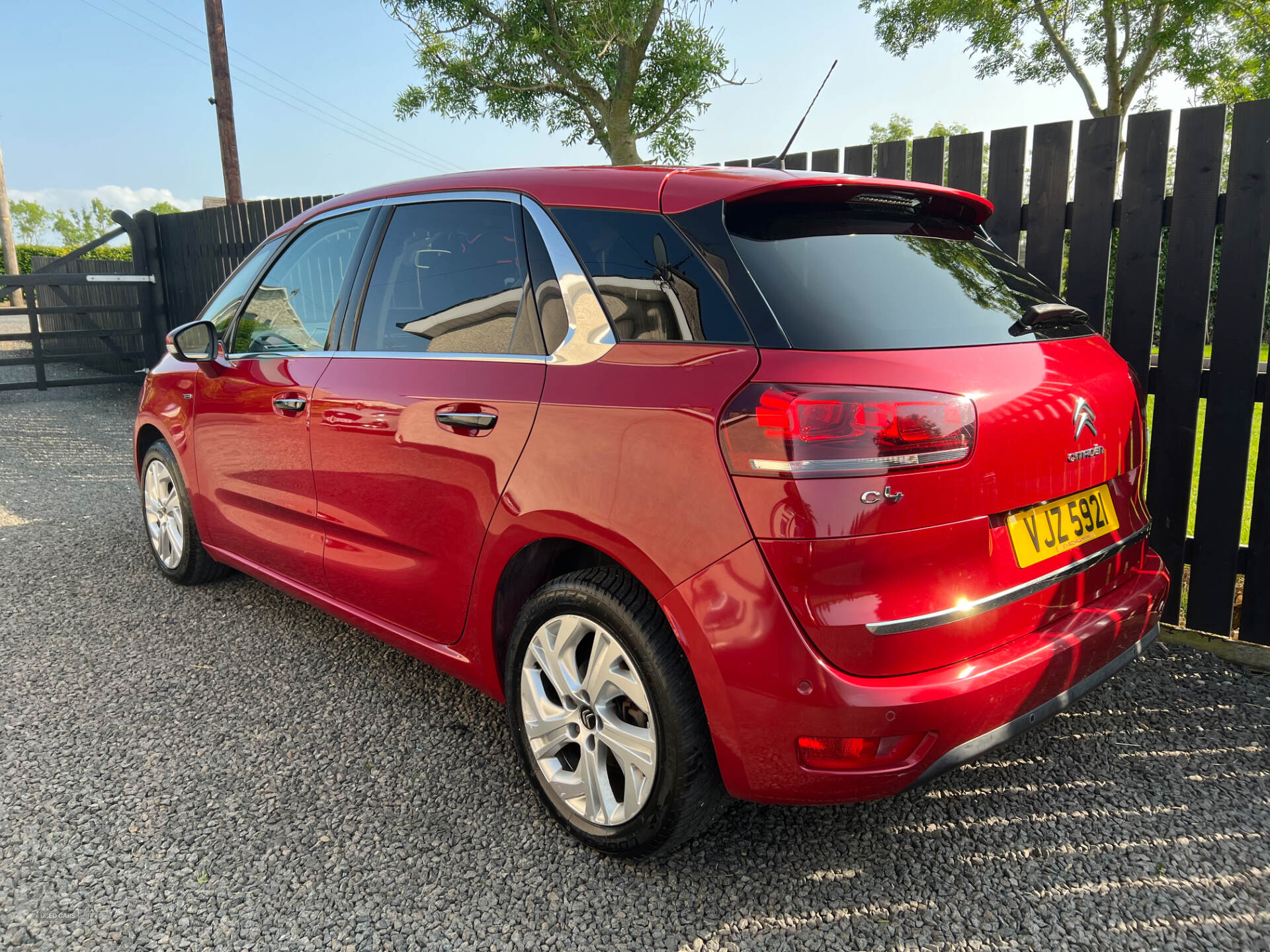 Jan 2014 Citroen C4 Picasso 1.6 e-HDi 115 Airdream Exclusive+ 5dr