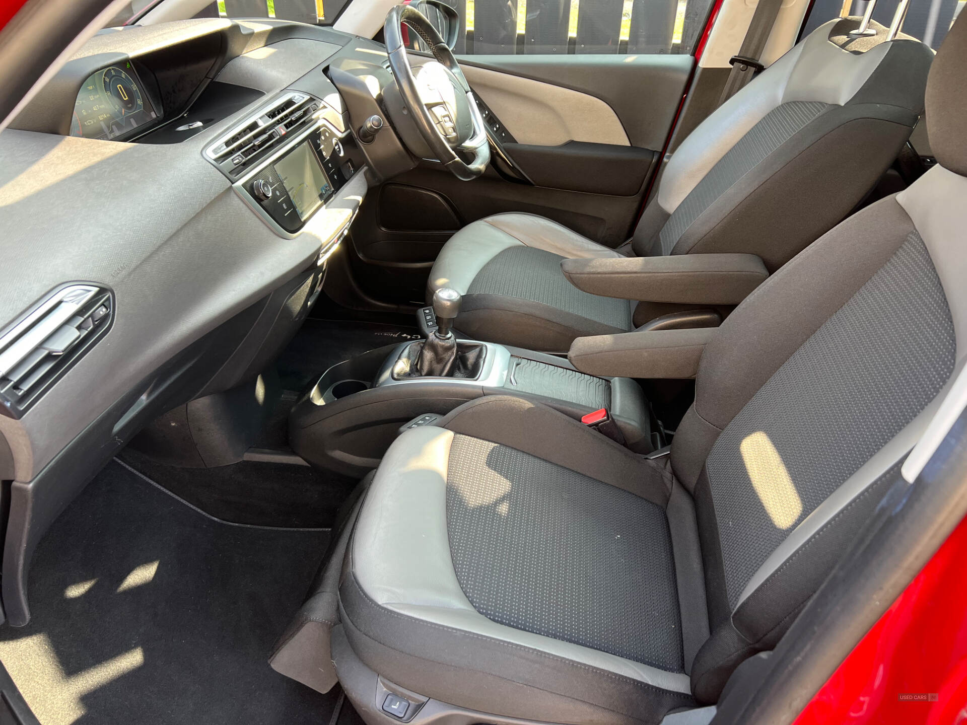 Jan 2014 Citroen C4 Picasso 1.6 e-HDi 115 Airdream Exclusive+ 5dr