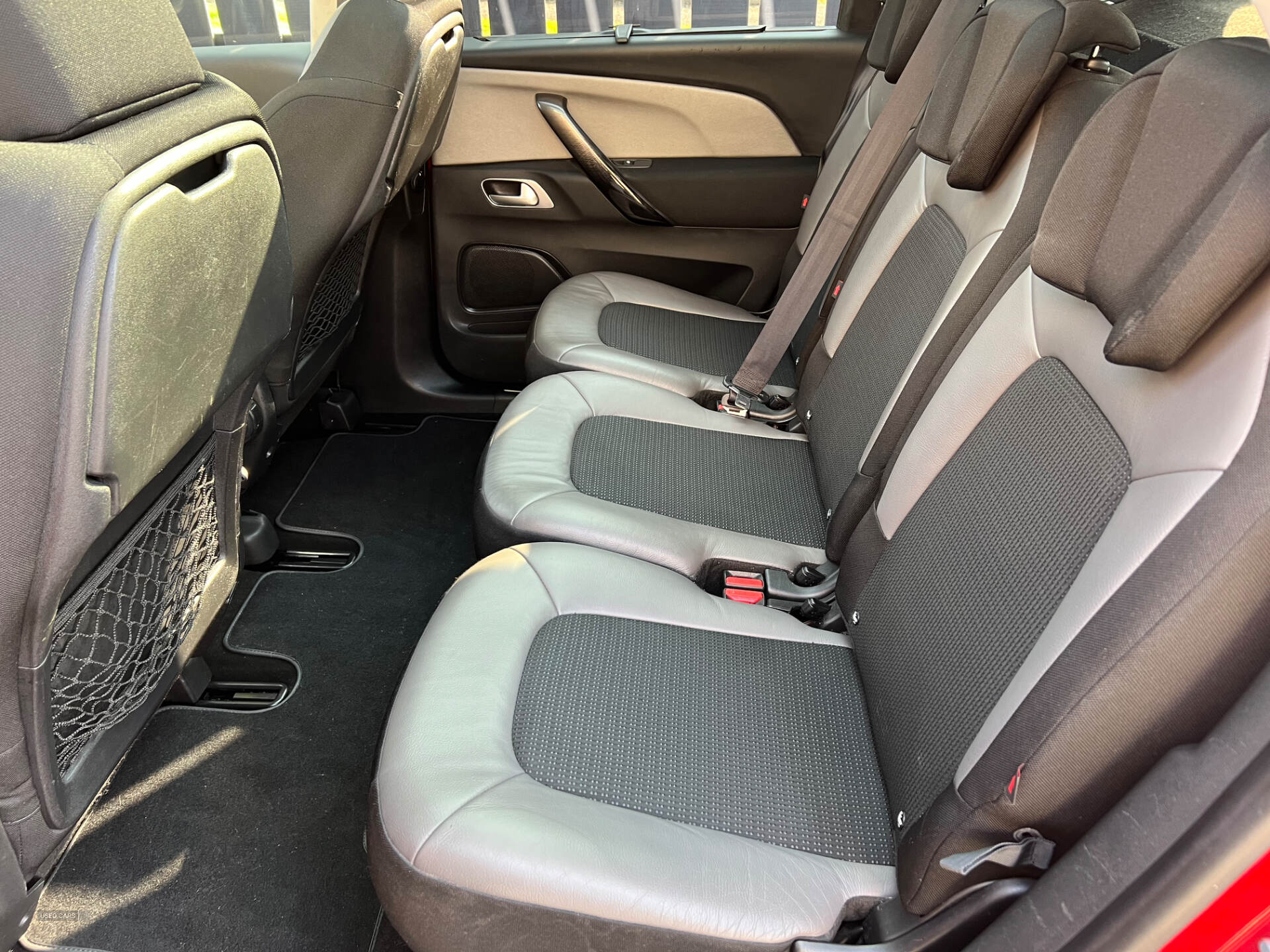 Jan 2014 Citroen C4 Picasso 1.6 e-HDi 115 Airdream Exclusive+ 5dr