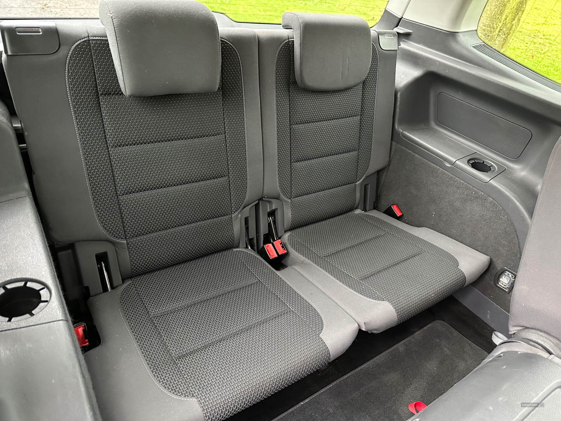 Oct 2012 Volkswagen Touran 1.6 TDI 105 SE 5dr