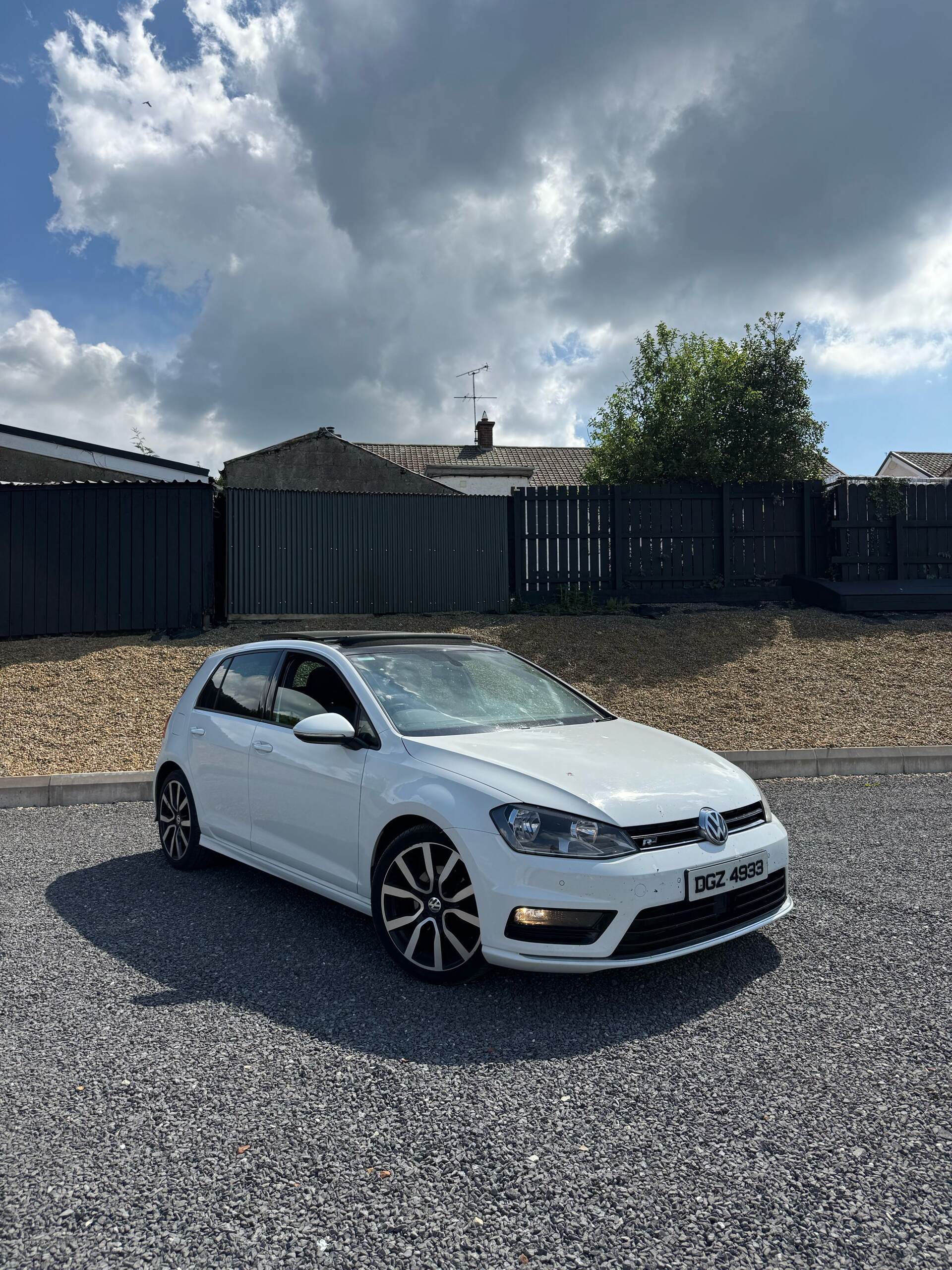 Sep 2016 Volkswagen Golf 2.0 TDI R-Line Edition 5dr