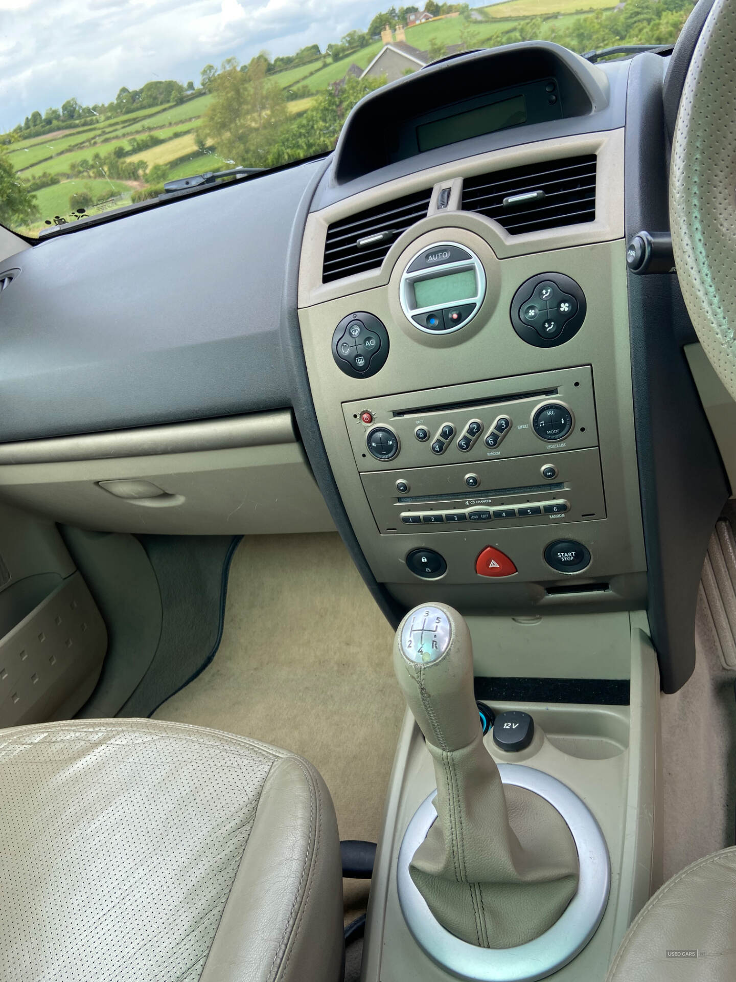 Oct 2007 Renault Megane 1.6 VVT Dynamique 2dr