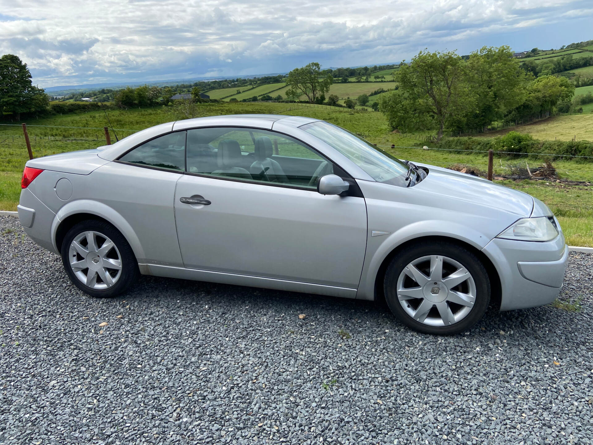 Oct 2007 Renault Megane 1.6 VVT Dynamique 2dr