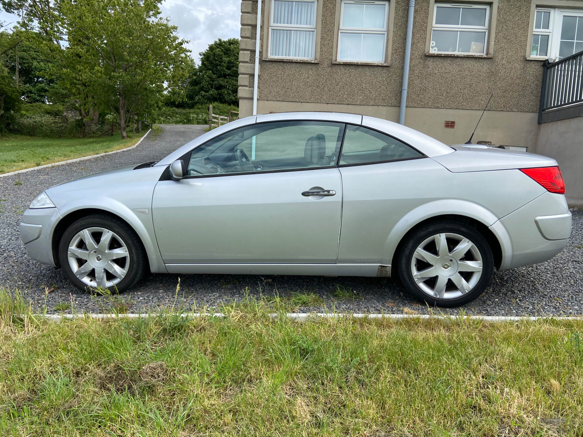 Oct 2007 Renault Megane 1.6 VVT Dynamique 2dr