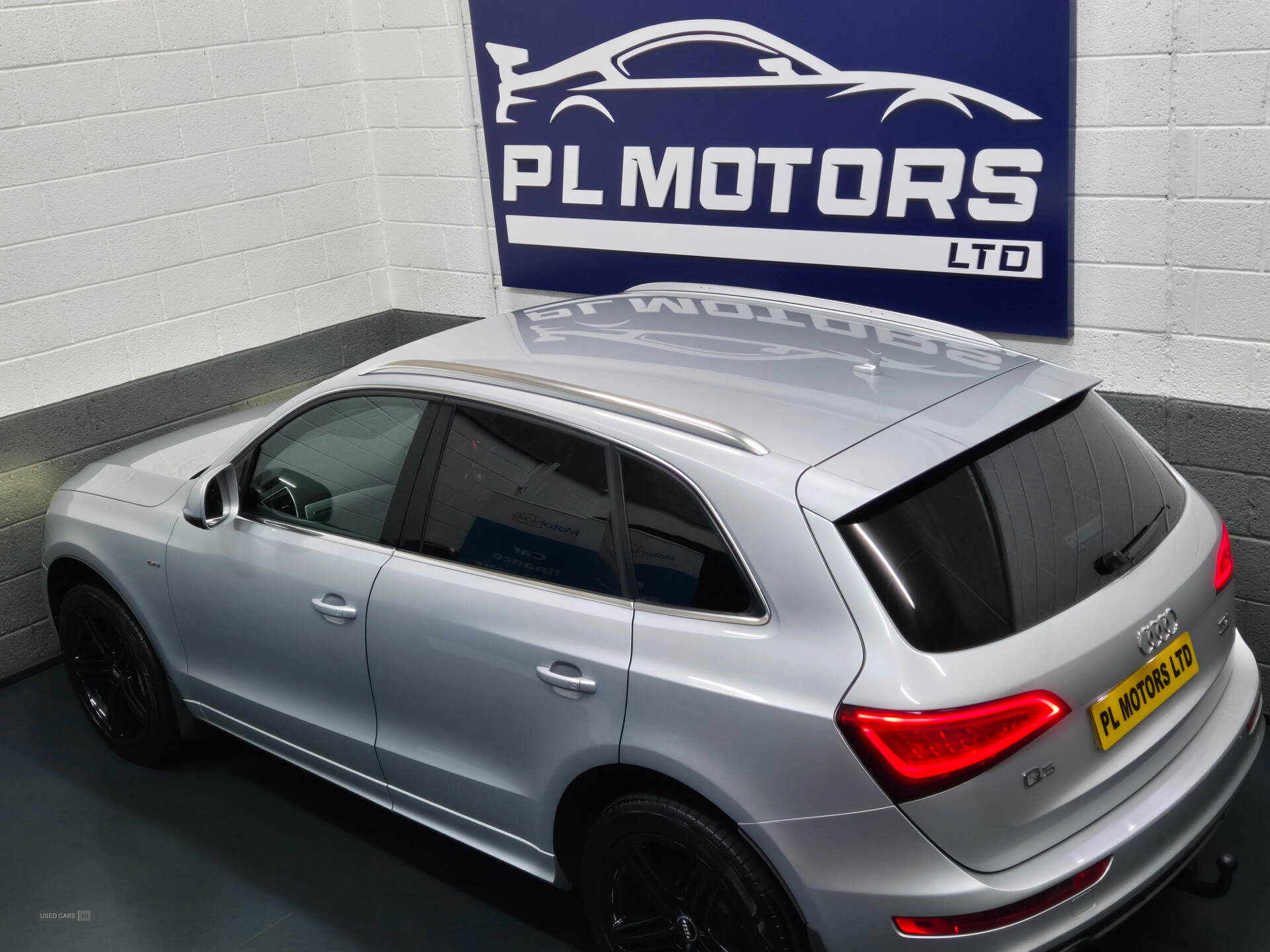 Feb 2013 Audi Q5 2.0 TDI Quattro S Line Plus 5dr S Tronic