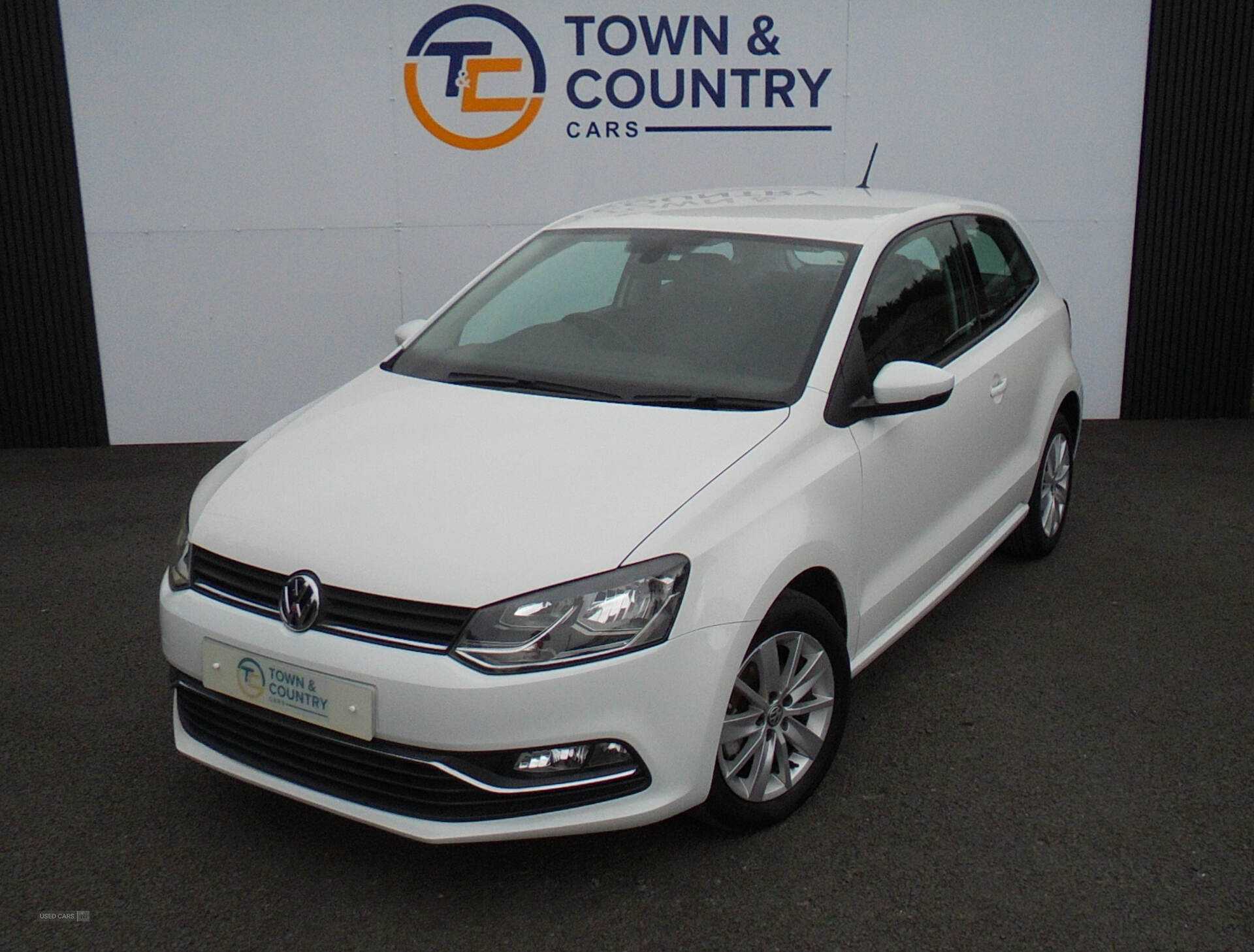 Apr 2015 Volkswagen Polo 1.0 75 SE 3dr