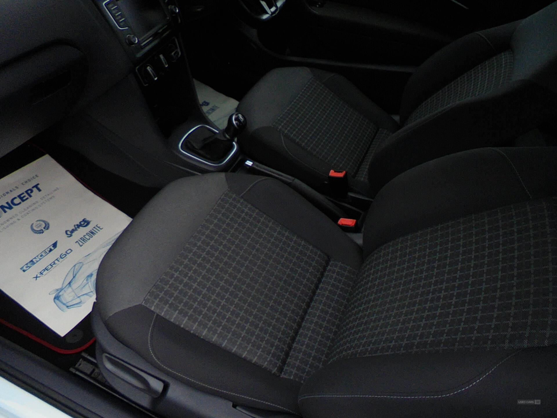 Apr 2015 Volkswagen Polo 1.0 75 SE 3dr