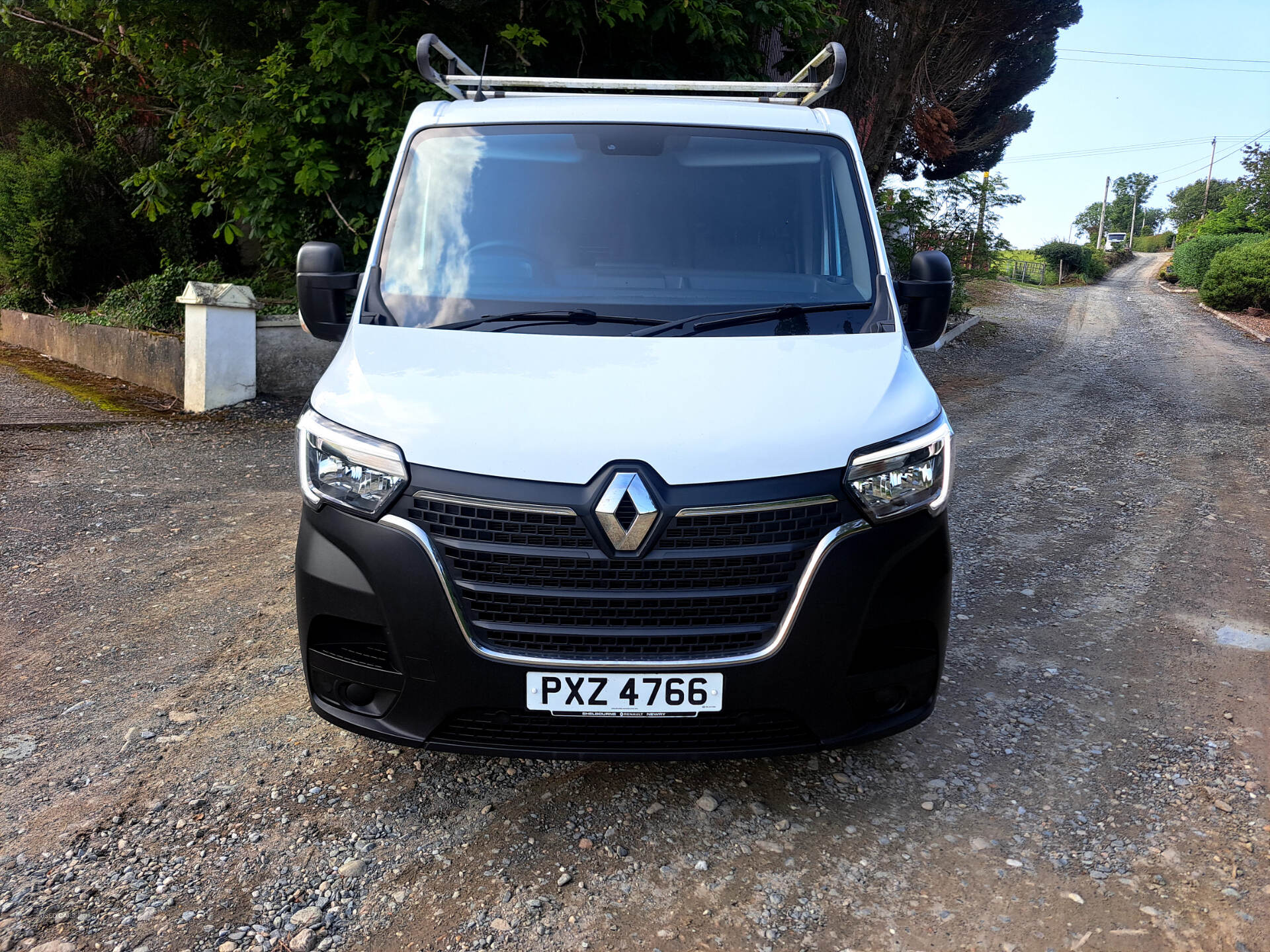 Jun 2021 Renault Master SL28dCi 135 Business Low Roof Van