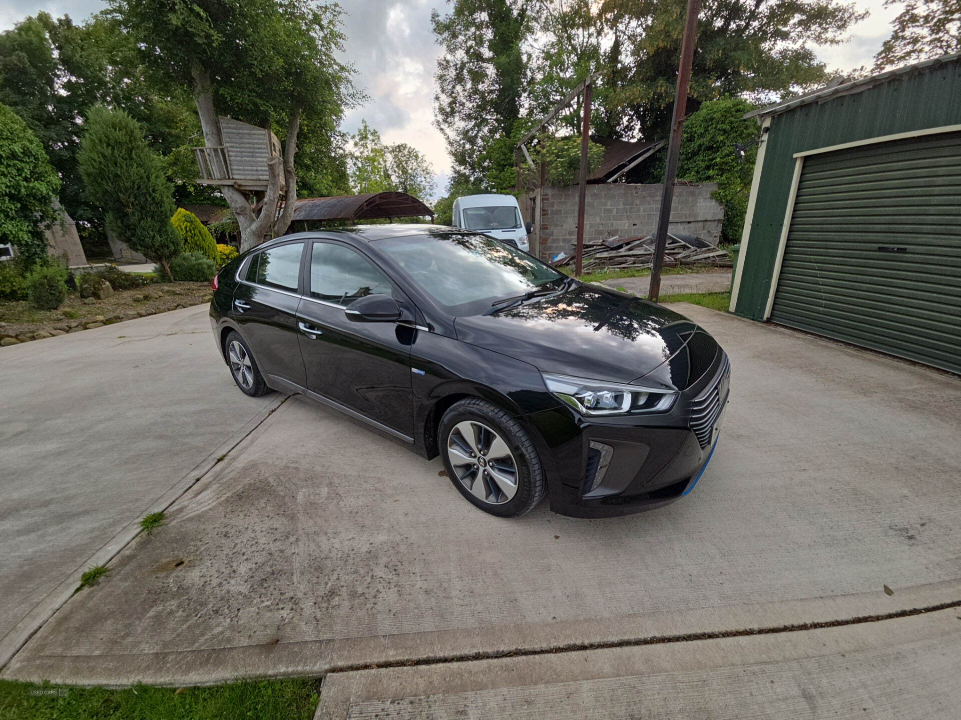Feb 2019 Hyundai Ioniq 1.6 GDi Plug-in Hybrid Premium SE 5dr DCT