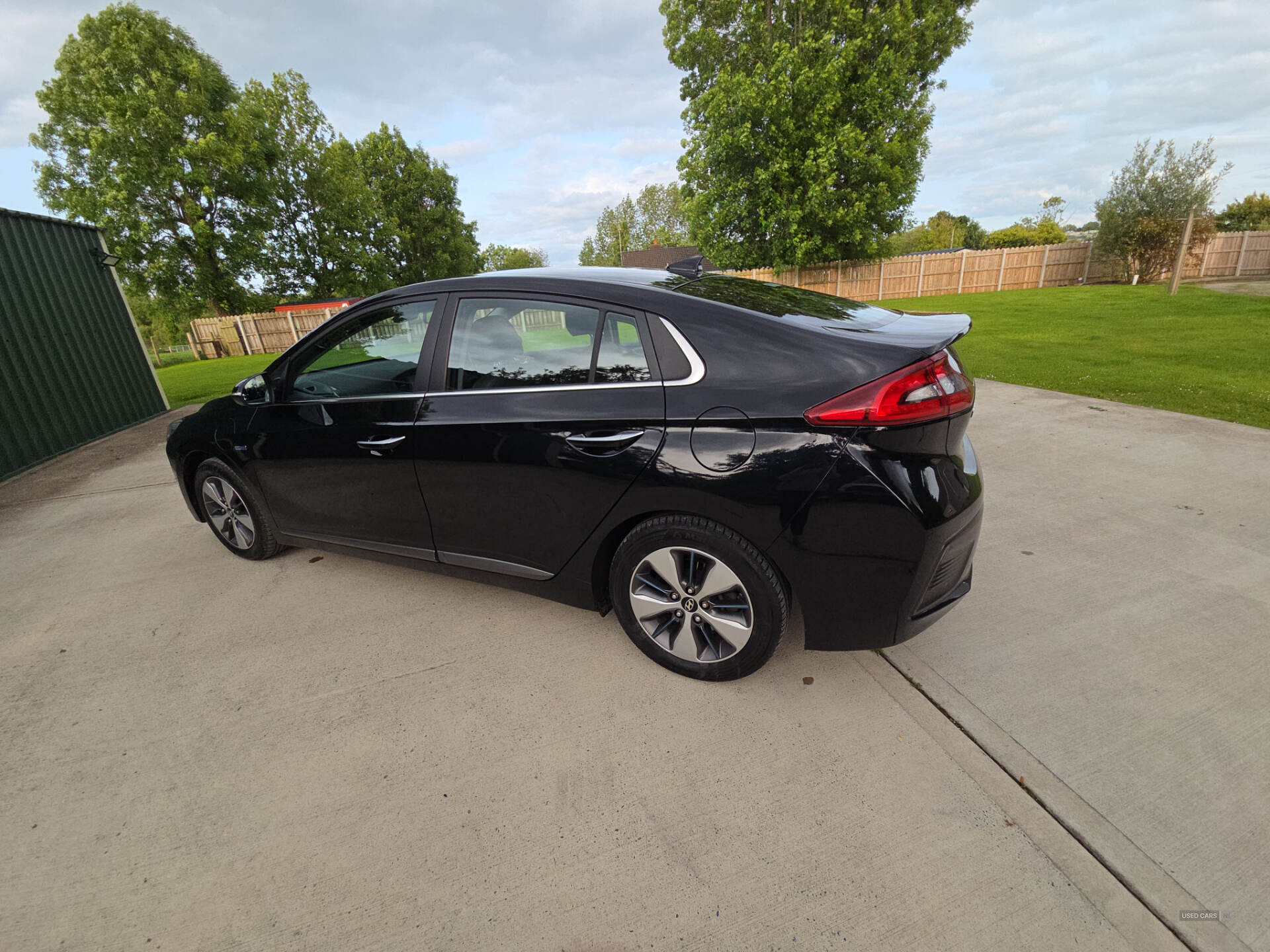 Feb 2019 Hyundai Ioniq 1.6 GDi Plug-in Hybrid Premium SE 5dr DCT
