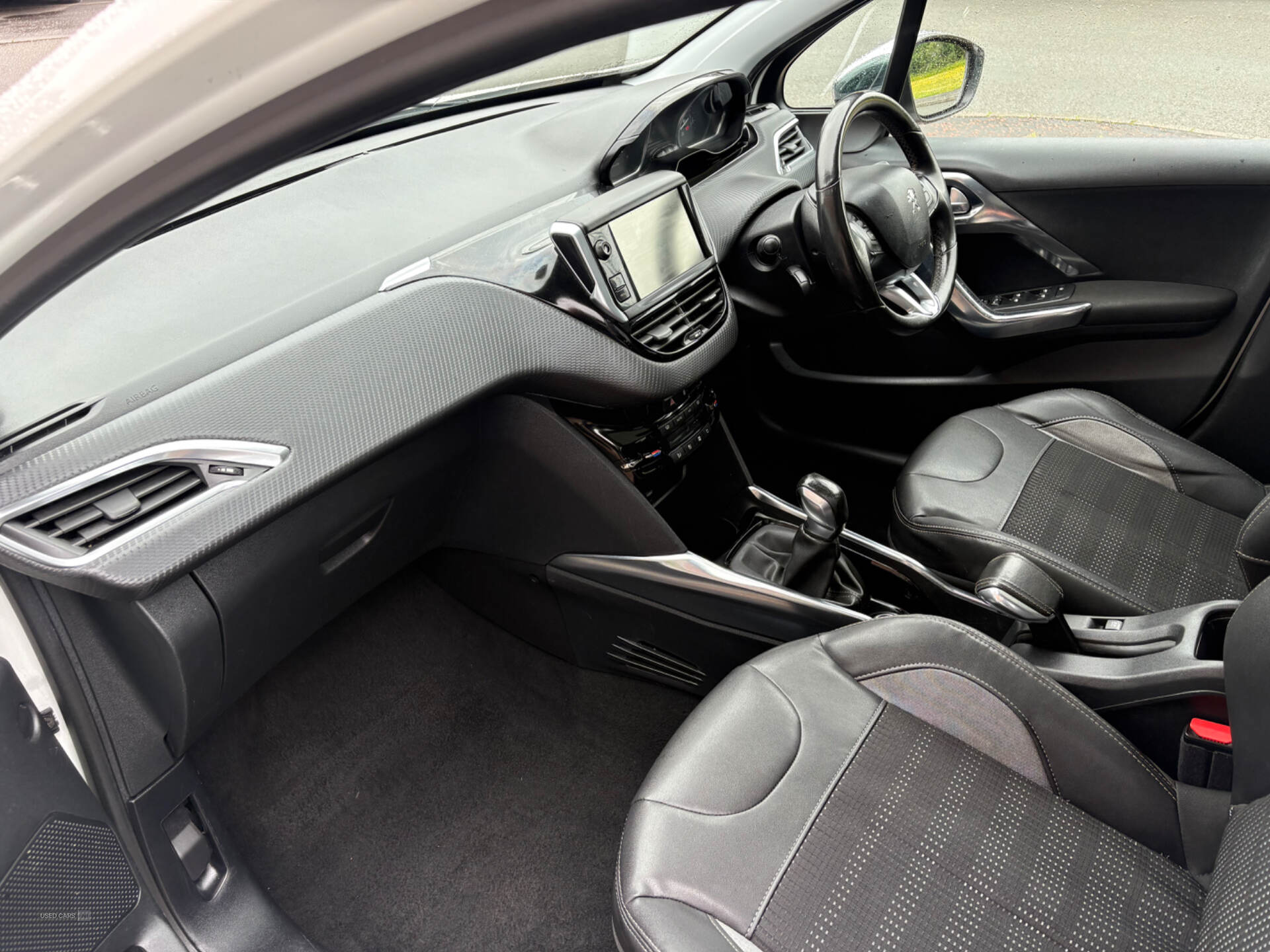 Feb 2014 Peugeot 2008 1.6 e-HDi Allure 5dr