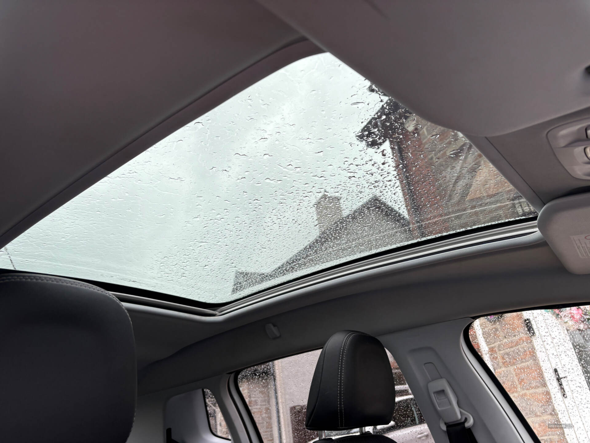 Feb 2014 Peugeot 2008 1.6 e-HDi Allure 5dr