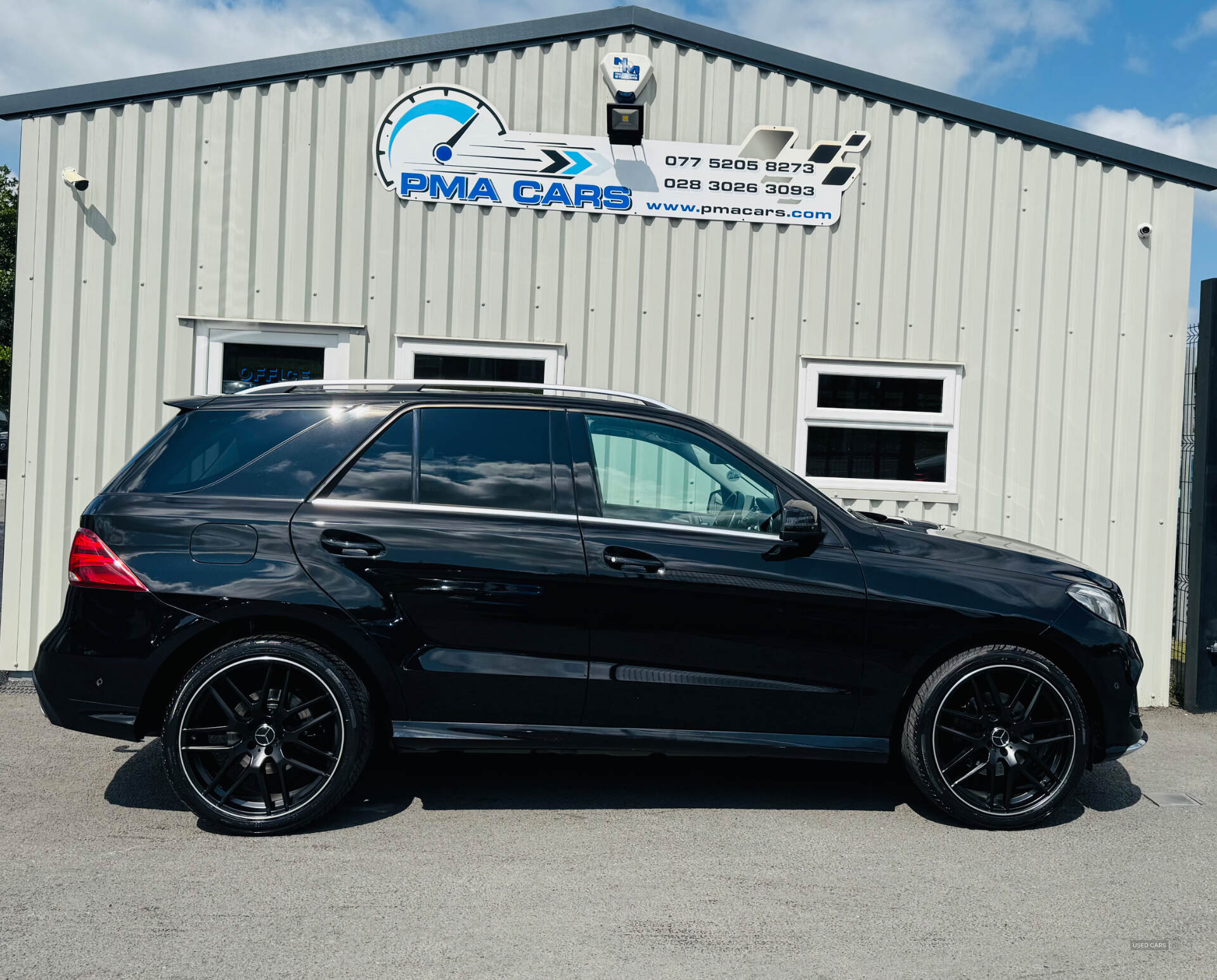 Jan 2017 Mercedes GLE-Class GLE 250d 4Matic AMG Line 5dr 9G-Tronic