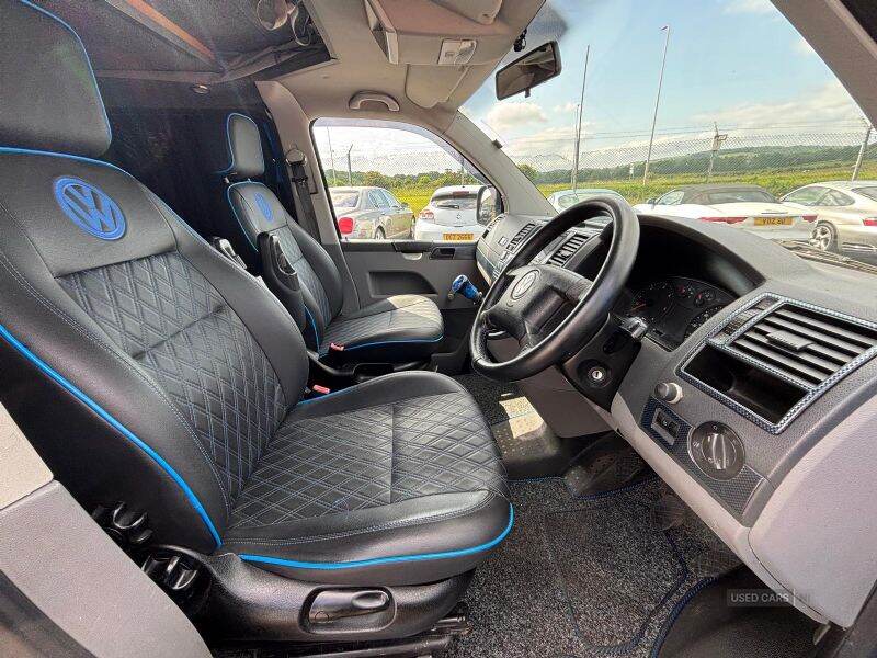 Dec 2005 Volkswagen Transporter 1.9TDI PD 85PS Van