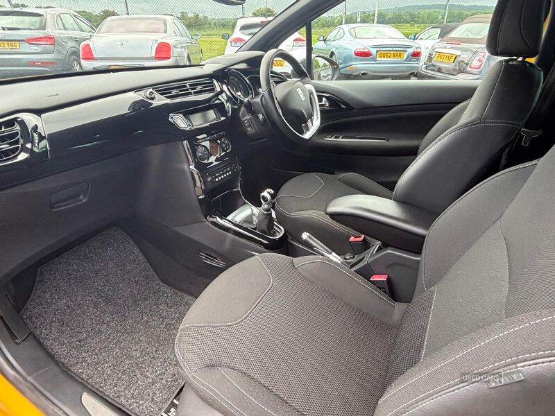 Dec 2011 Citroen DS3 1.6 VTi 16V DStyle Plus 3dr