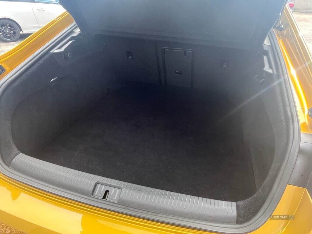 Aug 2017 Volkswagen Arteon 2.0 BiTDI SCR 240 Elegance 5dr 4MOTION DSG
