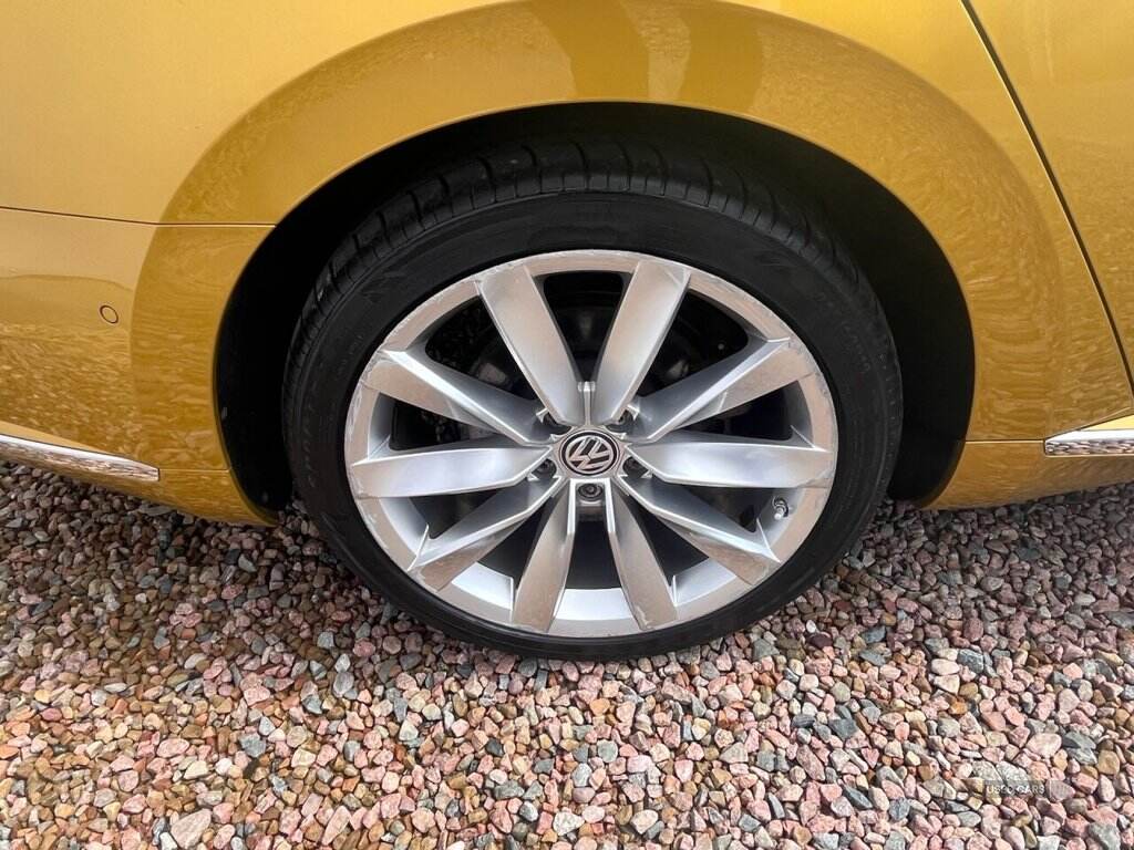 Aug 2017 Volkswagen Arteon 2.0 BiTDI SCR 240 Elegance 5dr 4MOTION DSG