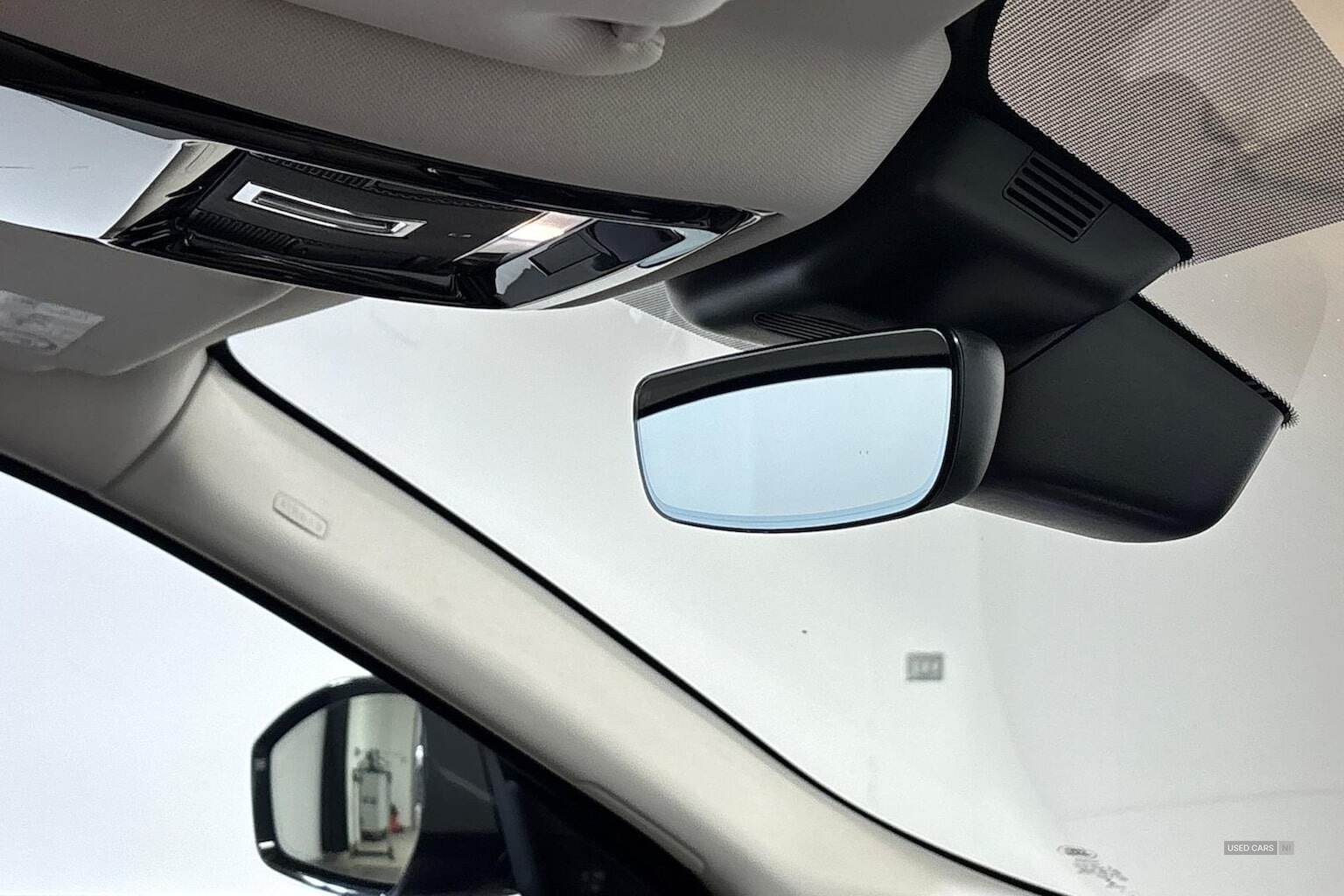 May 2019 Land Rover Range Rover Velar 2.0 P250 Se 5Dr Auto
