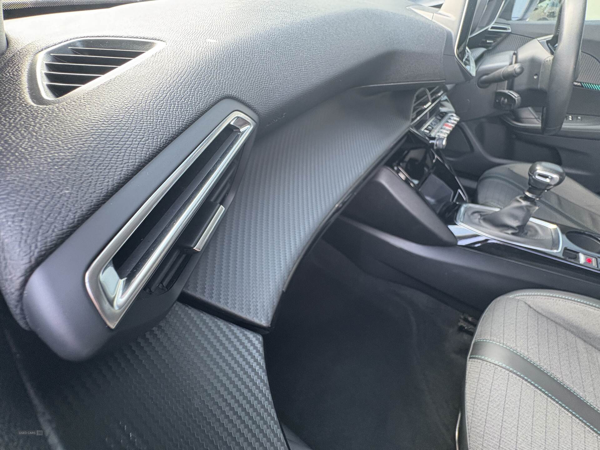 Jun 2022 Peugeot 2008 1.5 BlueHDi 110 Allure Premium 5dr