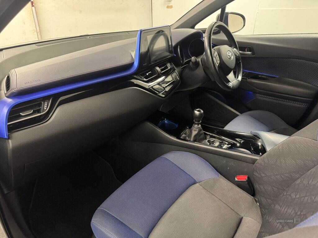 Jun 2017 Toyota C-HR 1.2T Dynamic 5dr