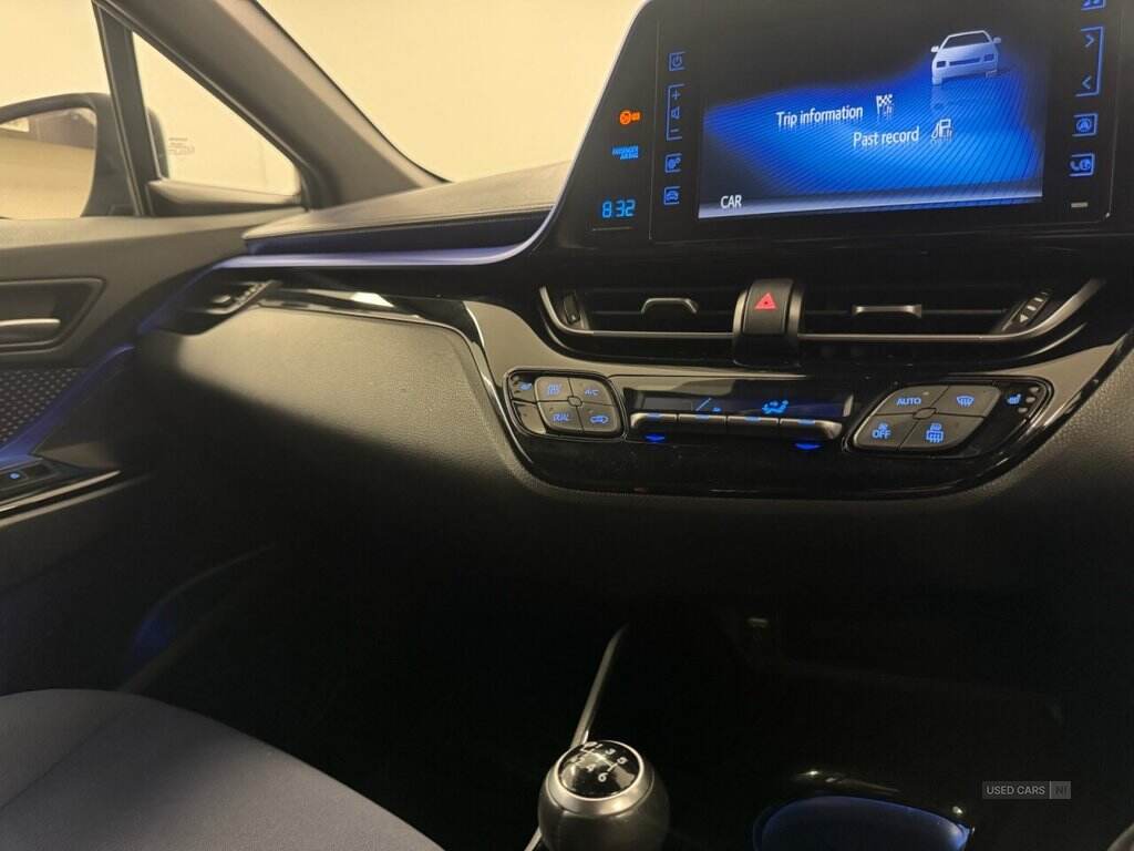 Jun 2017 Toyota C-HR 1.2T Dynamic 5dr