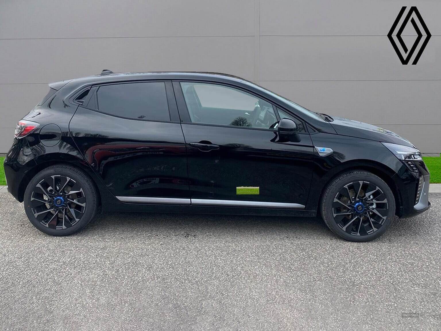 Jun 2025 Renault Clio 1.6 E-Tech Full Hybrid 145 Esprit Alpine 5Dr Auto