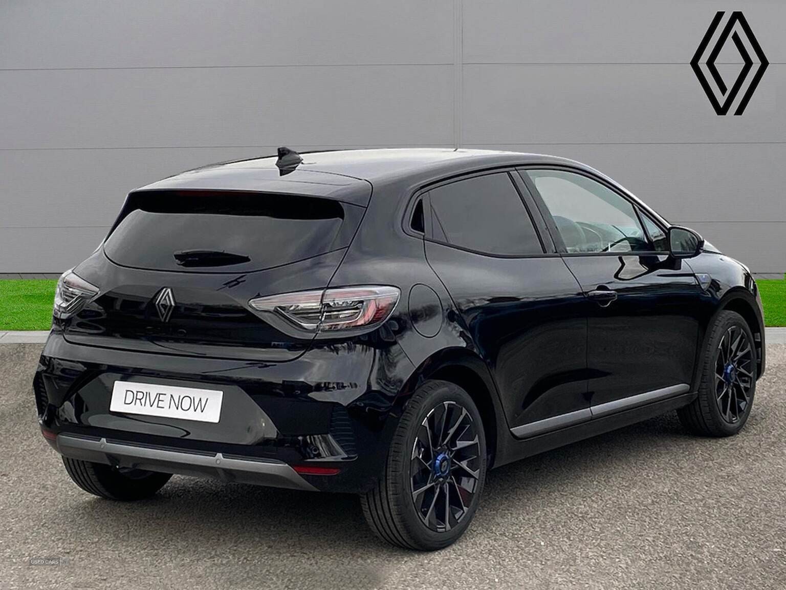 Jun 2025 Renault Clio 1.6 E-Tech Full Hybrid 145 Esprit Alpine 5Dr Auto