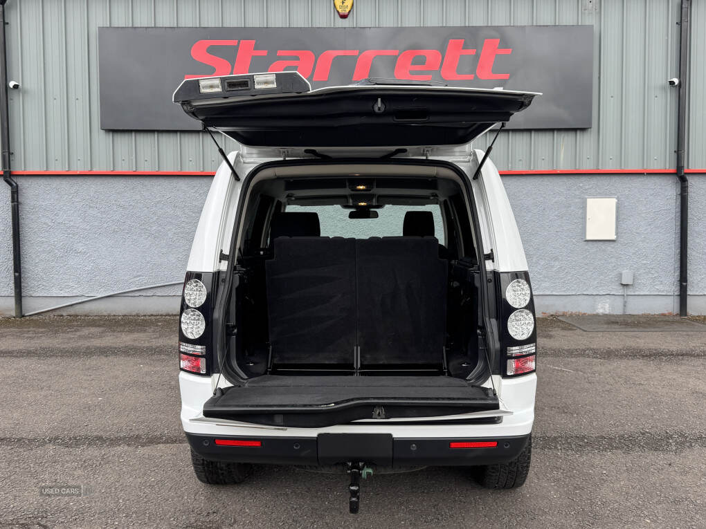 Jan 2015 Land Rover Discovery 3.0 SDV6 SE 5dr Auto
