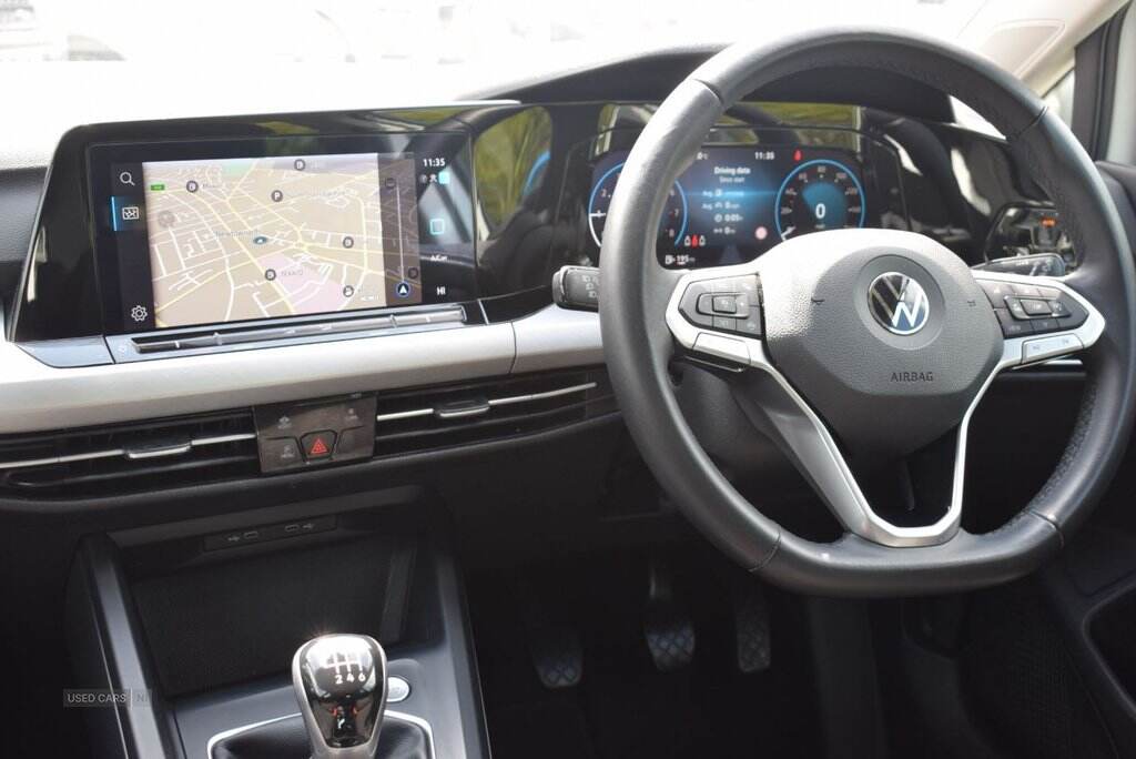 May 2021 Volkswagen Golf 1.0 TSI Life 5dr