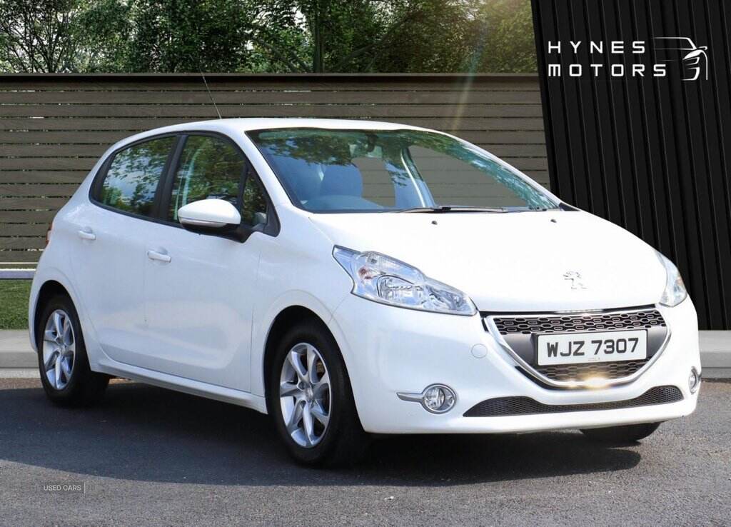 Nov 2014 Peugeot 208 1.0 VTi Active 5dr