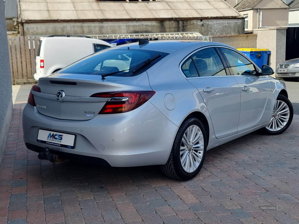 Sep 2015 Vauxhall Insignia 1.6 CDTi ecoFLEX Tech Line 5dr [Start Stop]