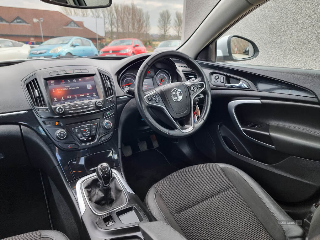 Sep 2015 Vauxhall Insignia 1.6 CDTi ecoFLEX Tech Line 5dr [Start Stop]