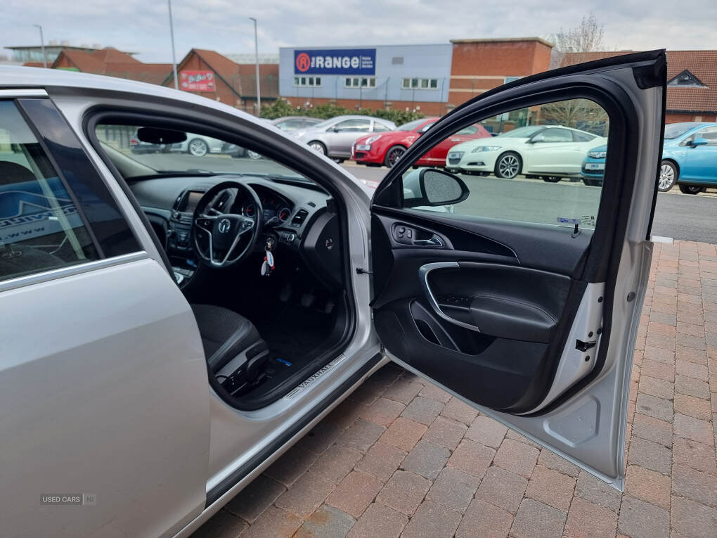 Sep 2015 Vauxhall Insignia 1.6 CDTi ecoFLEX Tech Line 5dr [Start Stop]