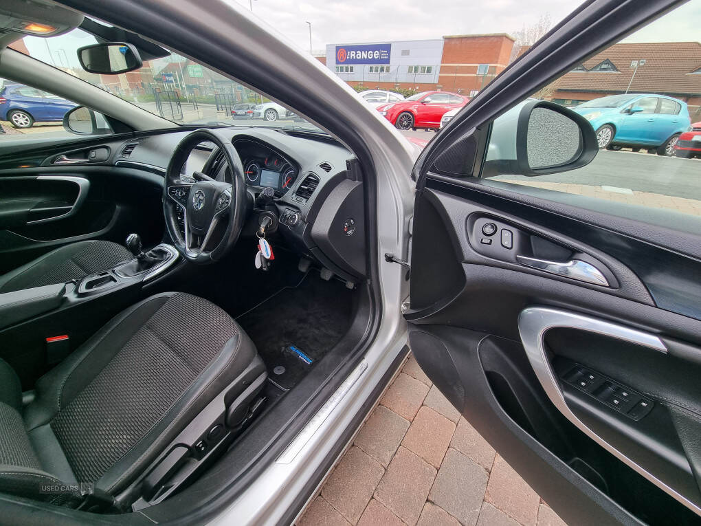 Sep 2015 Vauxhall Insignia 1.6 CDTi ecoFLEX Tech Line 5dr [Start Stop]